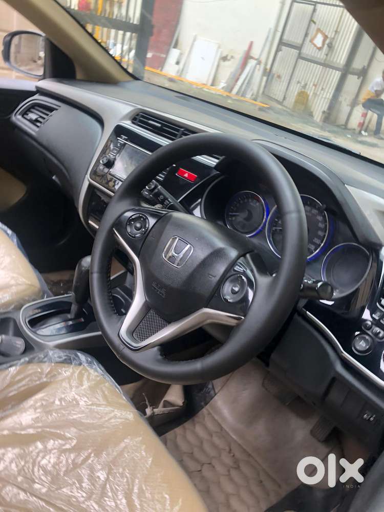 Honda City V At I-vtec, 2017, Petrol
