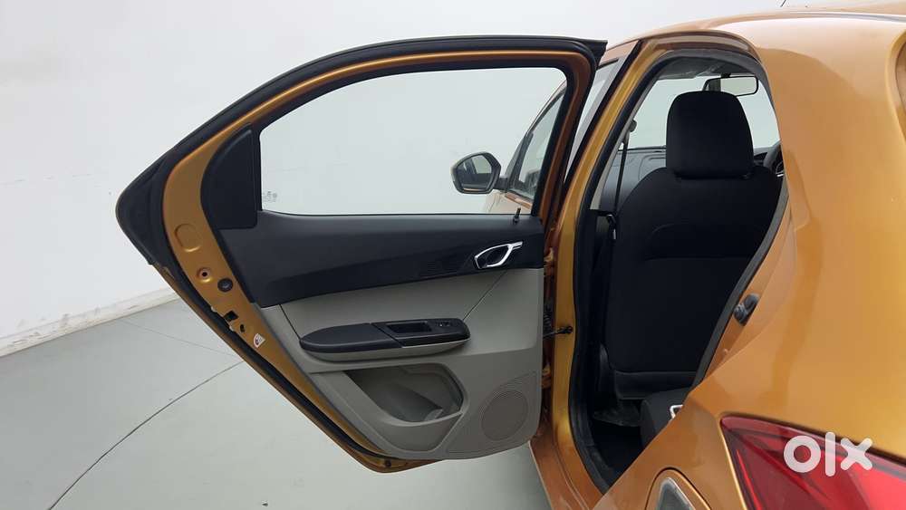 Tata Tiago 1.2 Revotron Xz Wo Alloy, 2016, Petrol