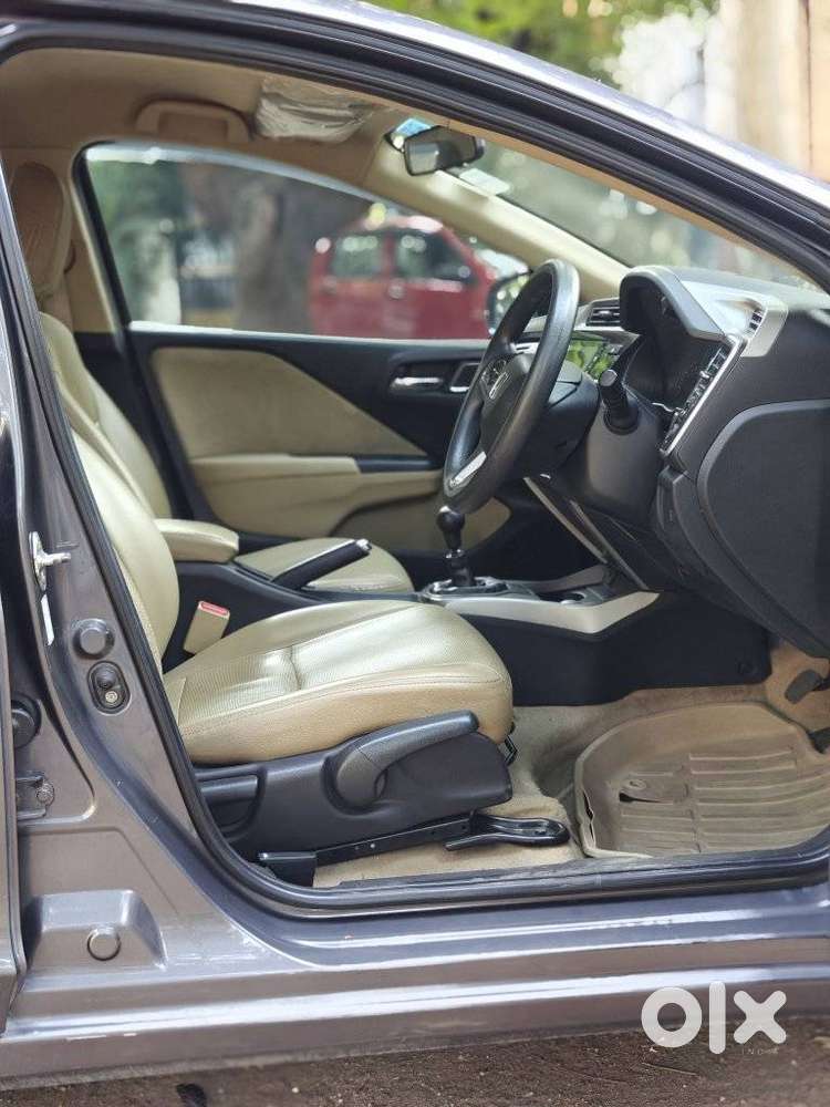 Honda City 1.5 V 5th Gen I-vtec Mt, 2017, Petrol