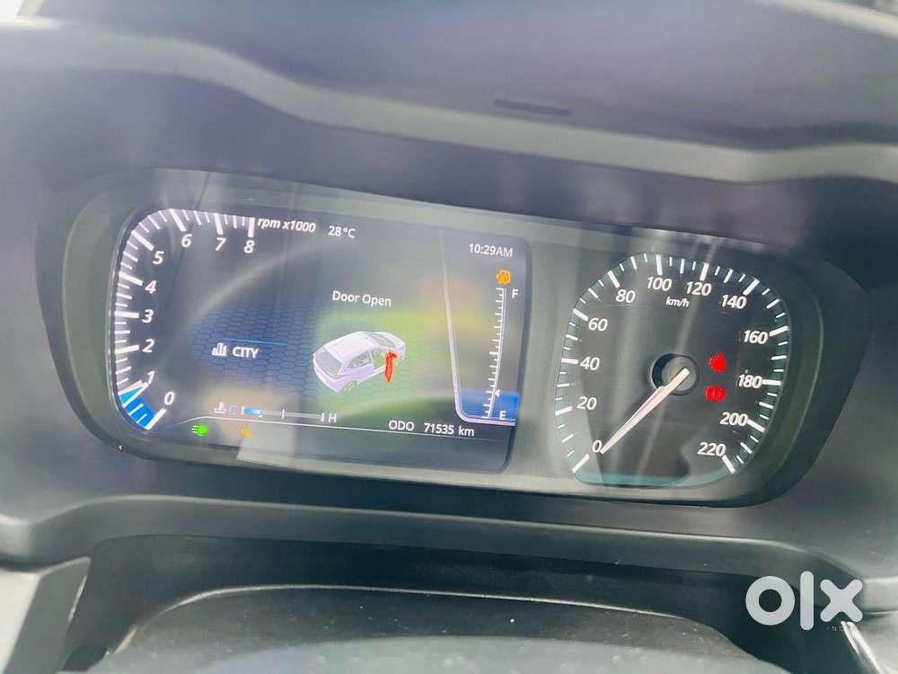 Tata Altroz 1.2 Xz Plus Dark Edition, 2021, Petrol