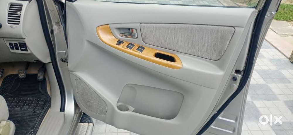 Toyota Innova 2.5 Diesel
