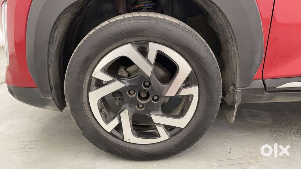 Nissan Magnite 1.0 Xv Turbo Cvt, 2023, Petrol