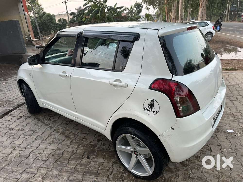 Maruti Suzuki Swift 2011