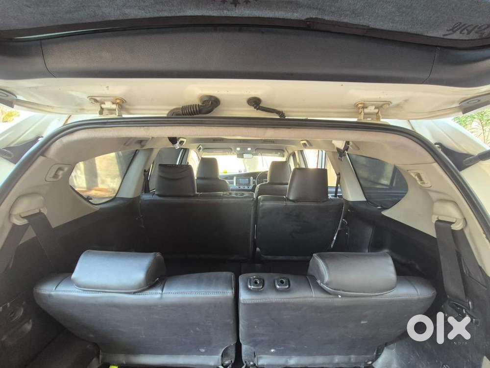 Toyota Innova Crysta 2018 Diesel 250000 Km Driven