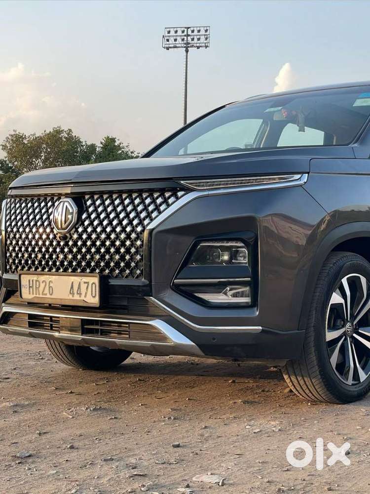Mg Hector Plus Sharp Pro 1.5 Turbo Petrol Cvt 7 Str, 2023, Petrol