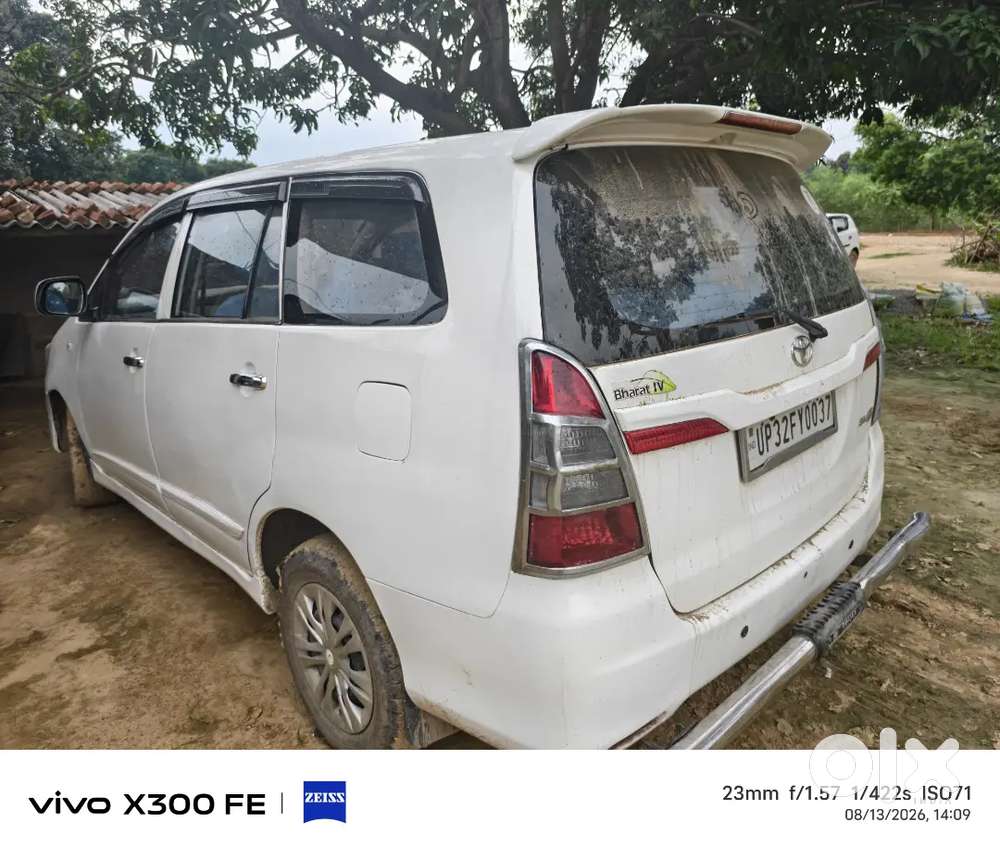 Toyota Innova 2.5 G 2014