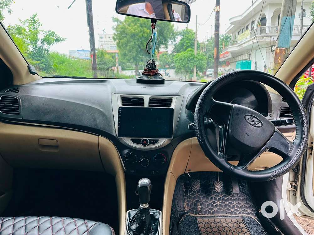 Hyundai Verna Manual 2012