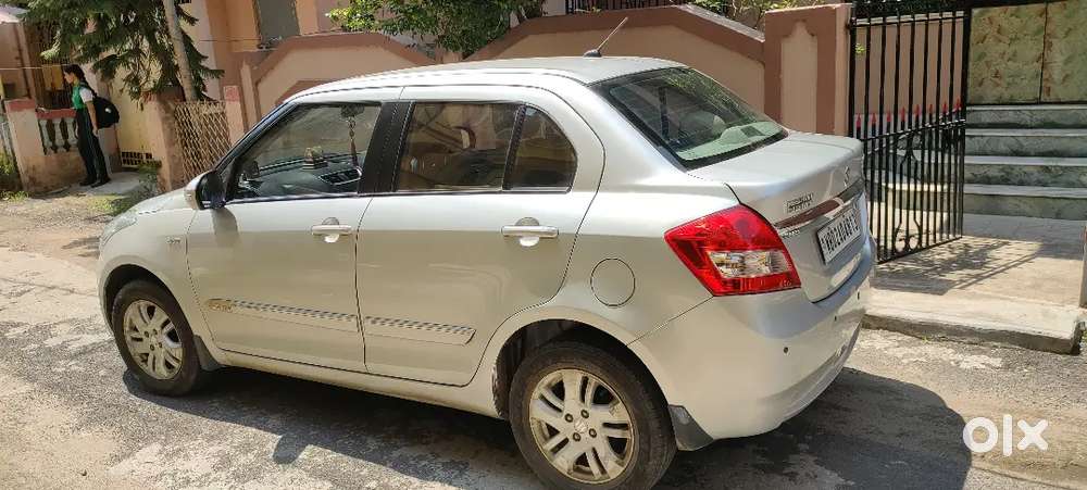 Maruti Suzuki Swift Dzire 2013 Petrol Well Maintained