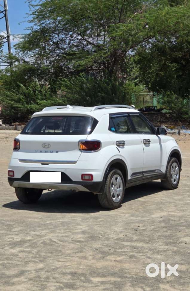 Hyundai Venue S 1.2 Petrol, 2021, Petrol