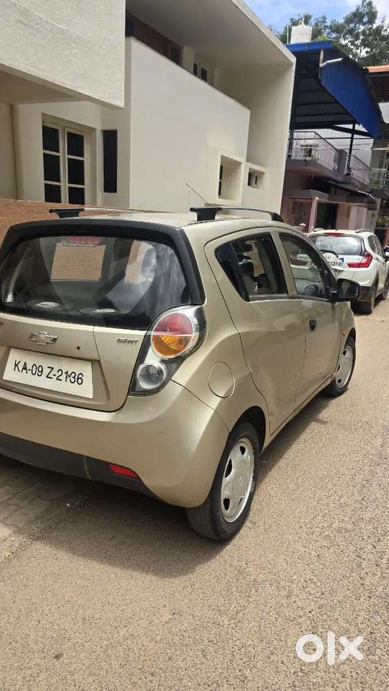 Chevrolet Beat Petrol 2010