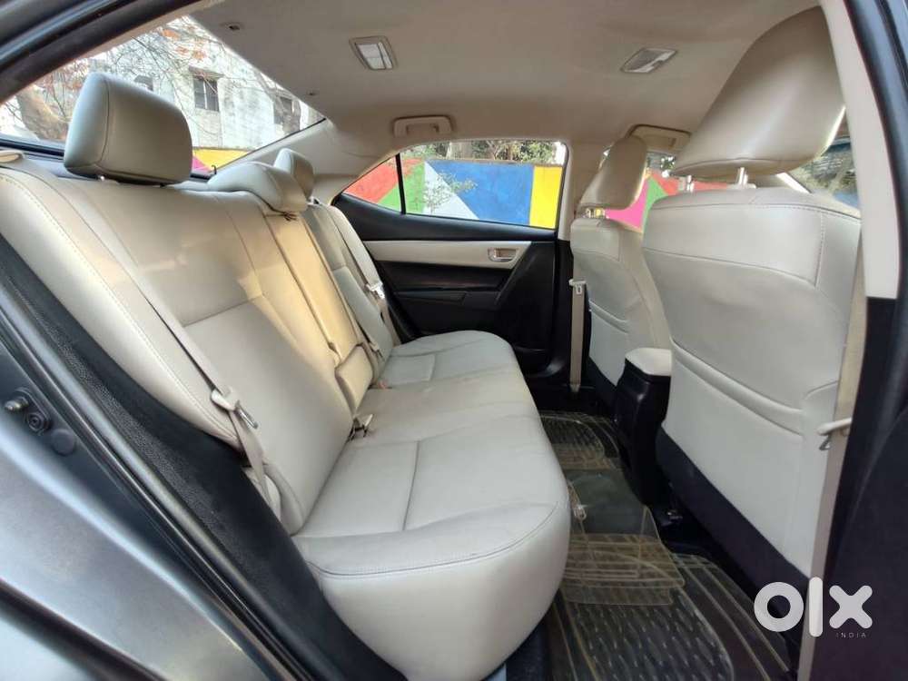 Toyota Corolla Altis 2010-2013 G, 2014, Petrol