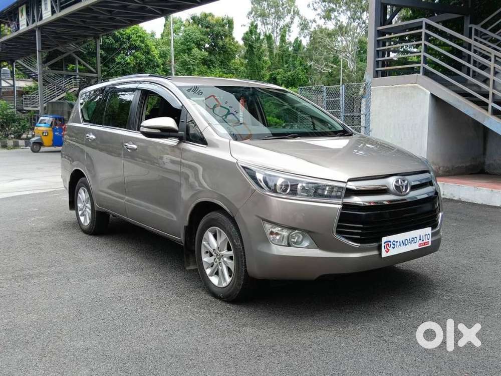 Toyota Innova Crysta 2.4 Vx Mt 8s, 2016, Diesel