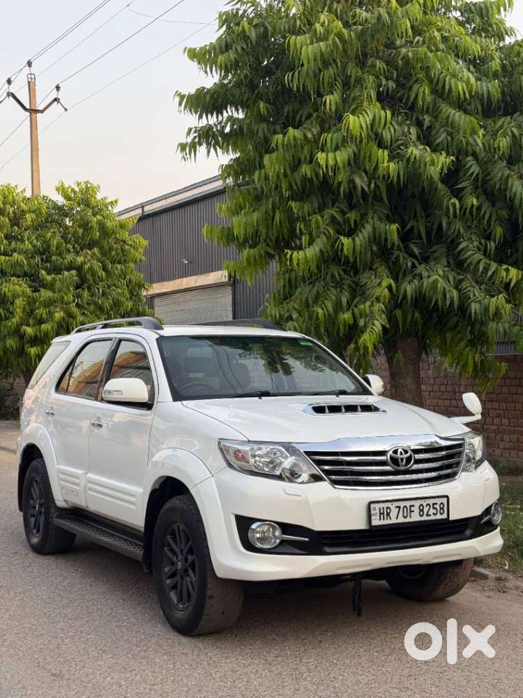 Toyota Fortuner 3.0 4x2 Automatic, 2015, Diesel