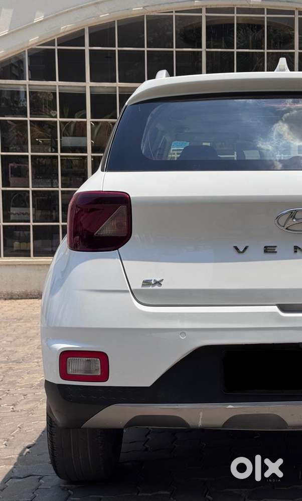 Hyundai Venue, 2020, Petrol