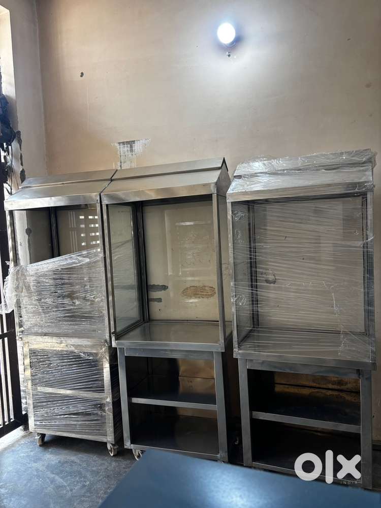 Commercial kitchen equipment