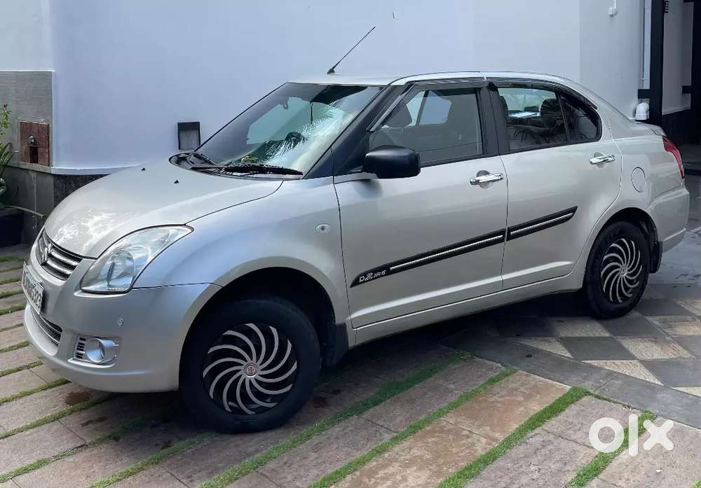 Maruti Suzuki Swift Dzire 2011 Petrol Well Maintained