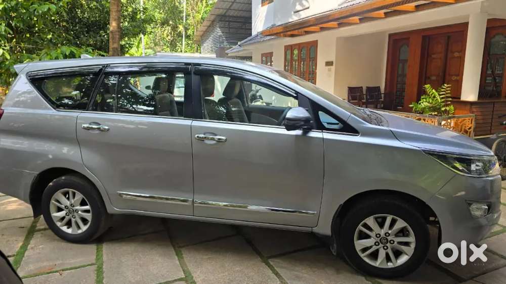 Toyota Innova Crysta  2018 Diesel 200000 Km Driven