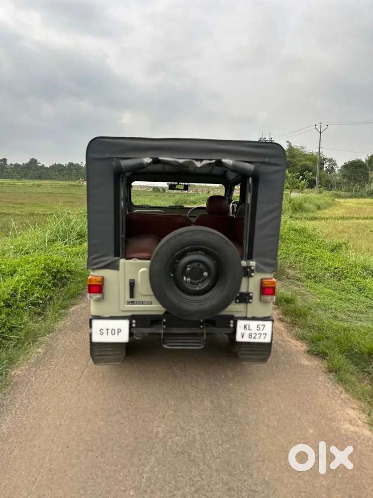 Mahindra Jeep 2002 Diesel Well Maintained