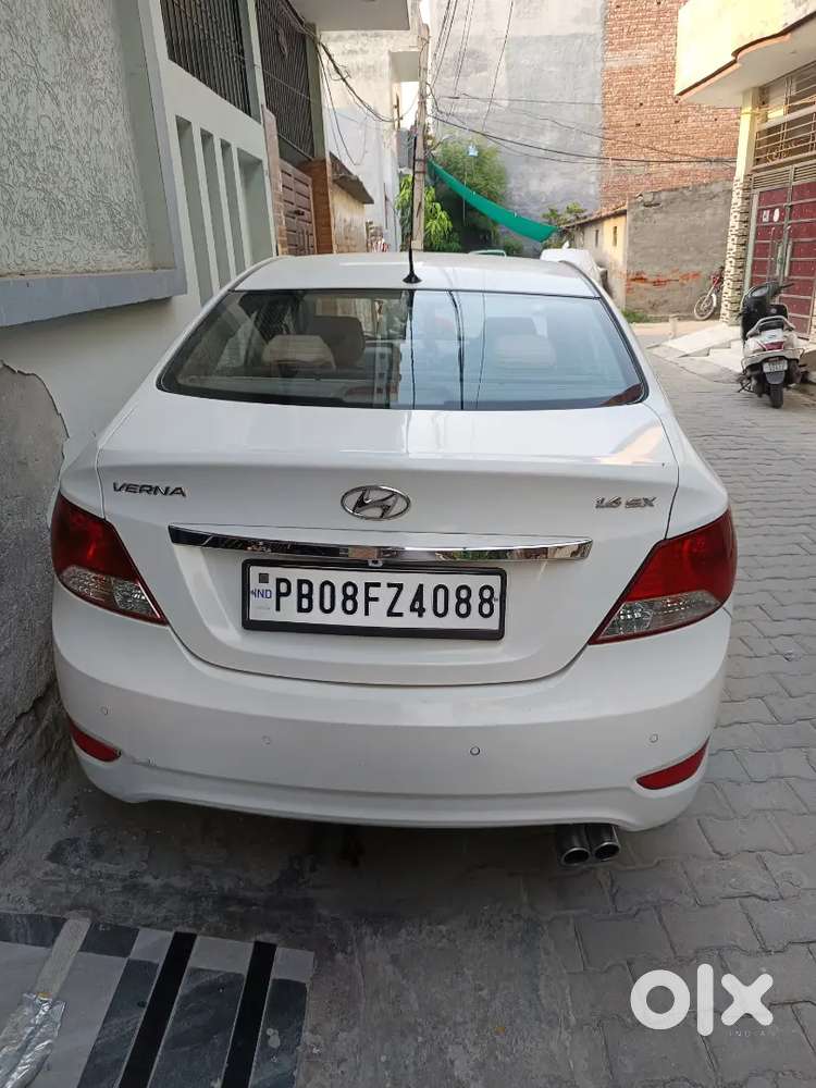 Hyundai Verna 2014 Petrol 90000 Km Driven