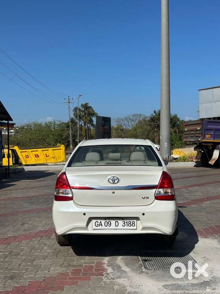 Toyota Petrol Manual 2017