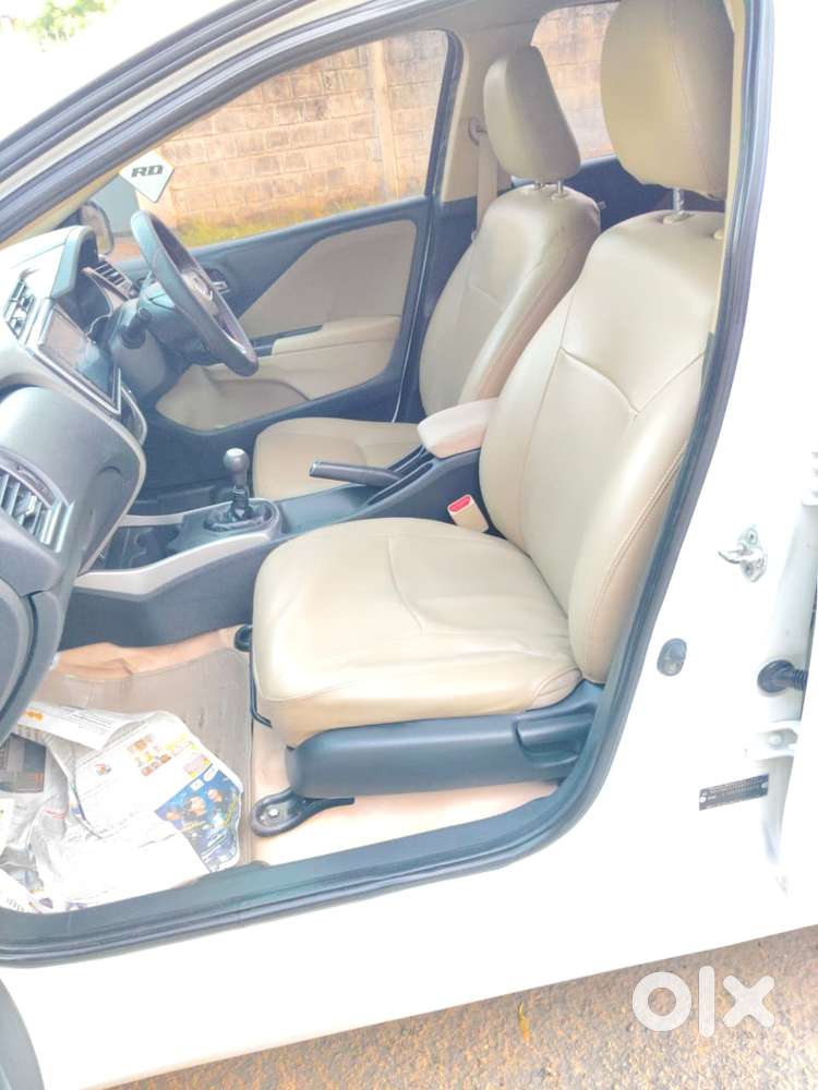 Honda City I-vtec V, 2017, Petrol