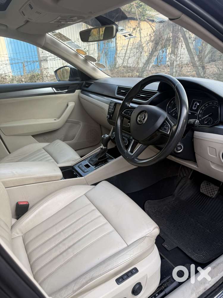 Skoda Superb Style 1.8 Tsi At, 2016, Petrol