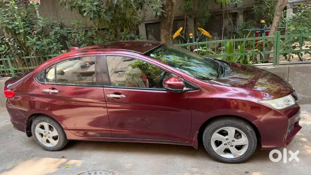 2015 Honda City V I-vtec Petrol Mt  23,000 Km 1st Owner  Excellent