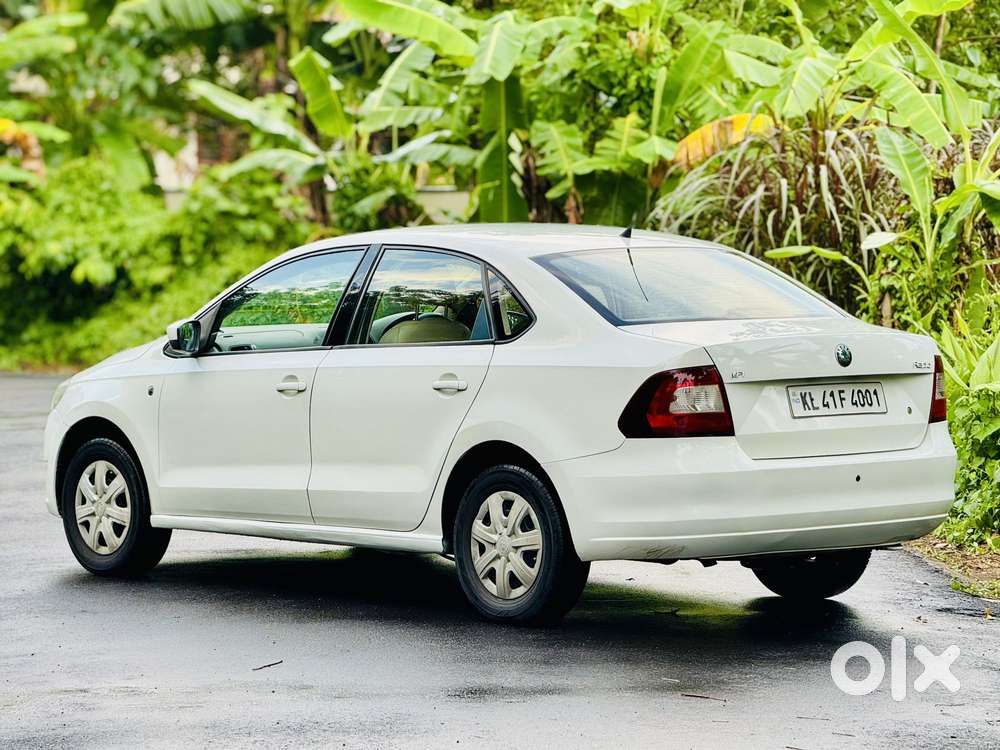 Skoda Rapid 1.6 Mpi At Ambition, 2012, Petrol