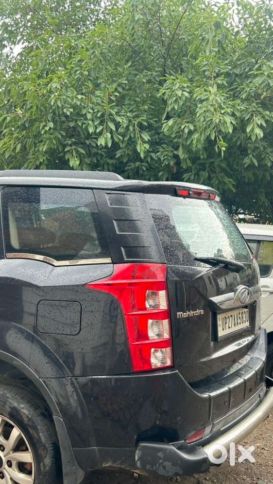 Mahindra Xuv500 W8 2015