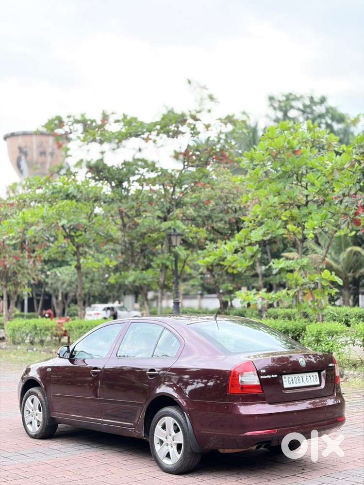 Skoda Laura L&k 2012 Nov Diesel 117000 Km Driven