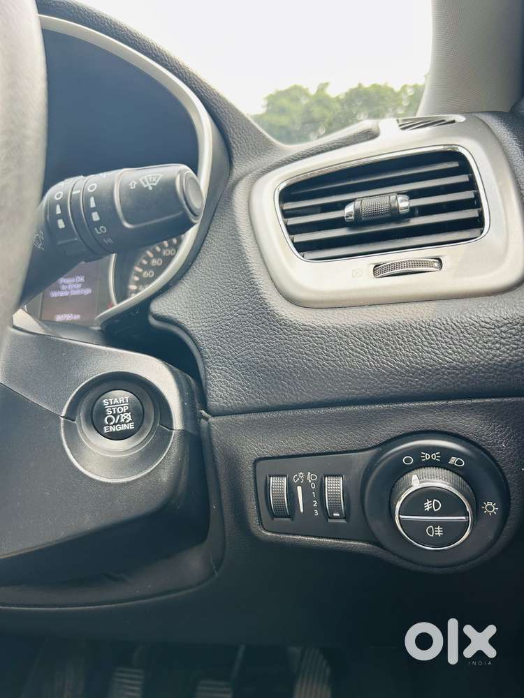 Jeep Compass 2.0 Longitude Option, 2019, Diesel