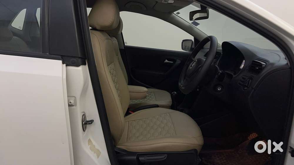 Volkswagen Polo Petrol Comfortline 1.2l, 2015, Petrol
