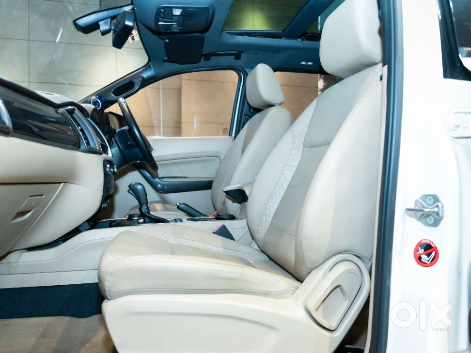 Ford Endeavour 3.2 Titanium At 4x4, 2017, Diesel