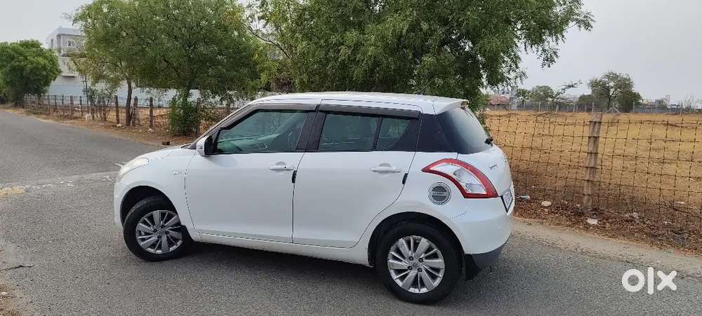 Maruti Suzuki Swift 2015