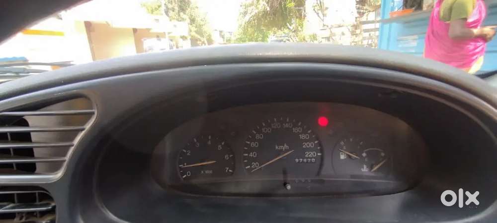 Ford Ikon 1.3 Zxi 2003