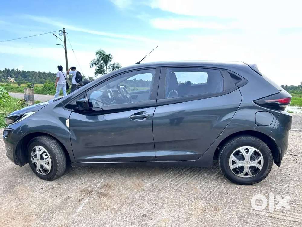 2022 Tata Altroz 1.2 Xm Plus
