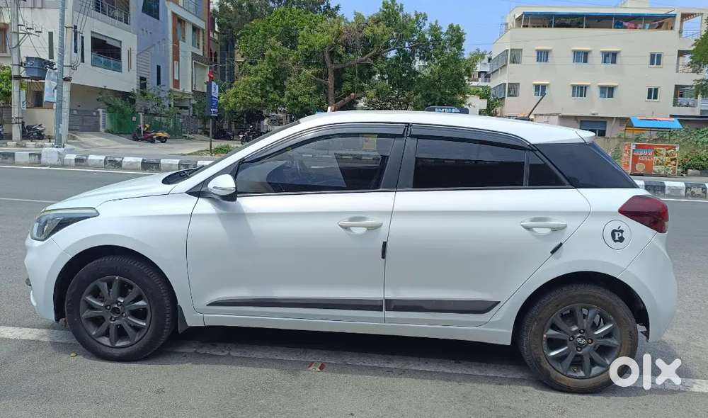 Hundai 120 Sportz Plus Vtvt