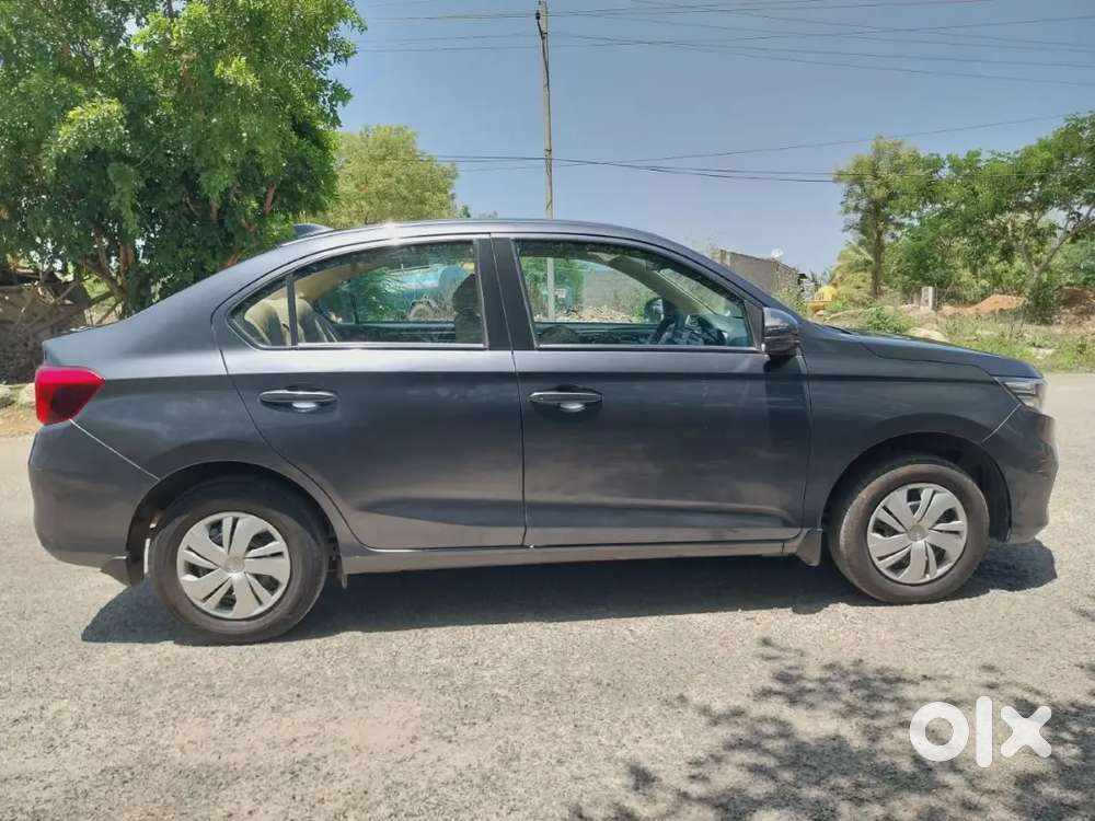 Honda Amaze 2022 Petrol I-vtec 75000 Km Driven