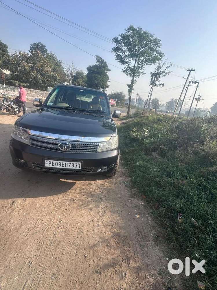 Tata Safari Storme 2013