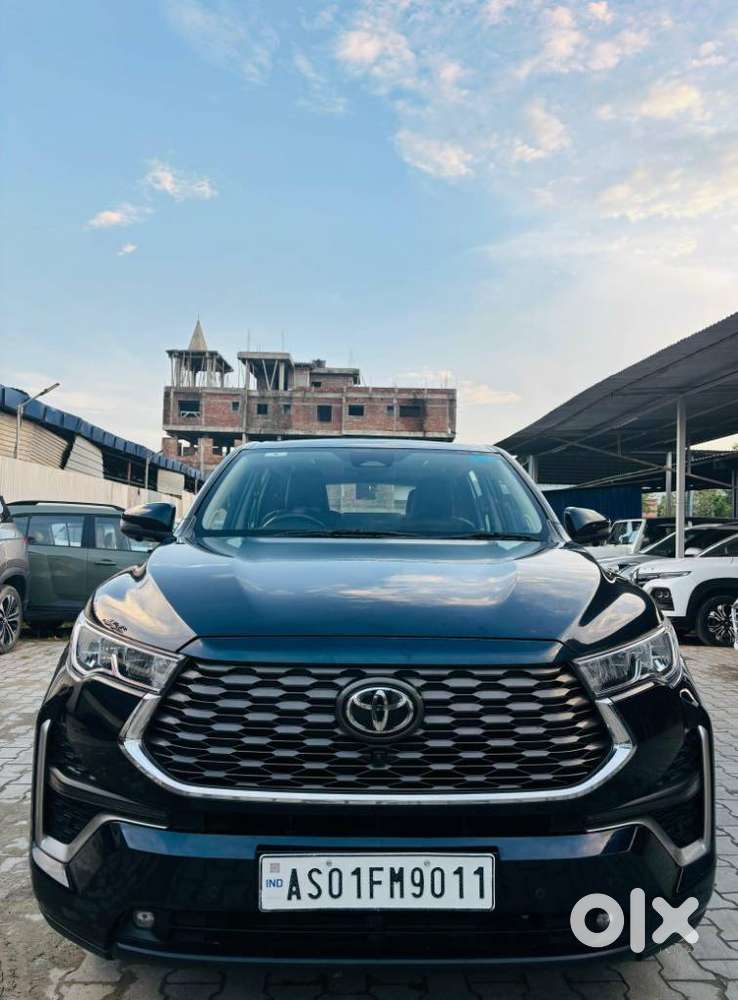 Toyota Innova Hycross 2.0 Zx (o) Hybrid 7 Str, 2023, Petrol