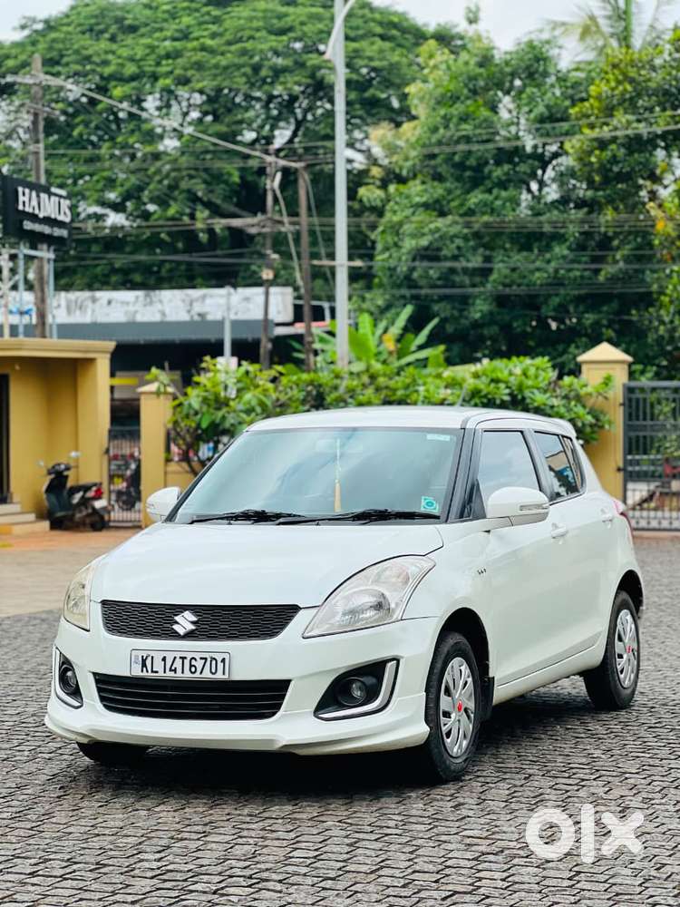 Maruti Suzuki Swift Vxi + Manual, 2016, Petrol