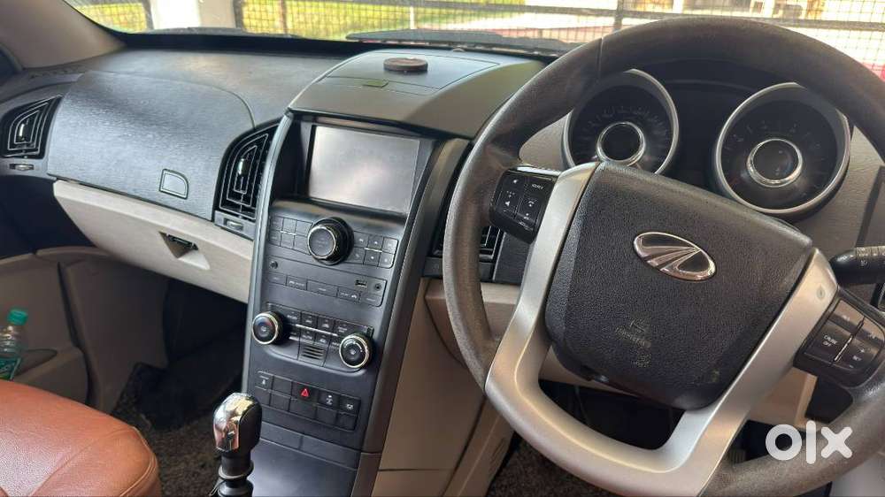 Mahindra Xuv500 W6 2018
