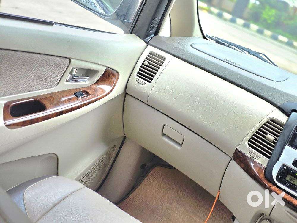 Toyota Innova 2.5 Vx 8 Str, 2014, Diesel