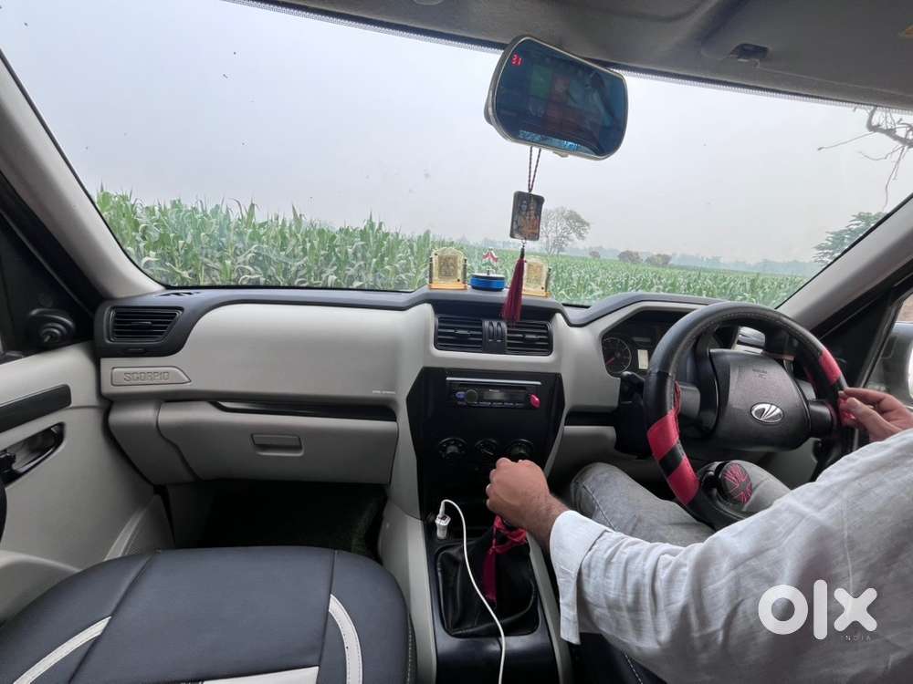 Mahindra Scorpio 2022 Diesel 65000 Km Driven