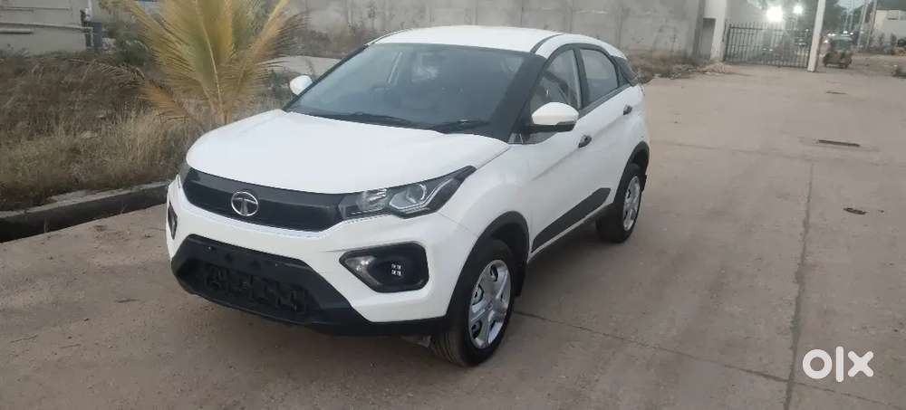 Tata Nexon Revotron 2020 Petrol Manual
