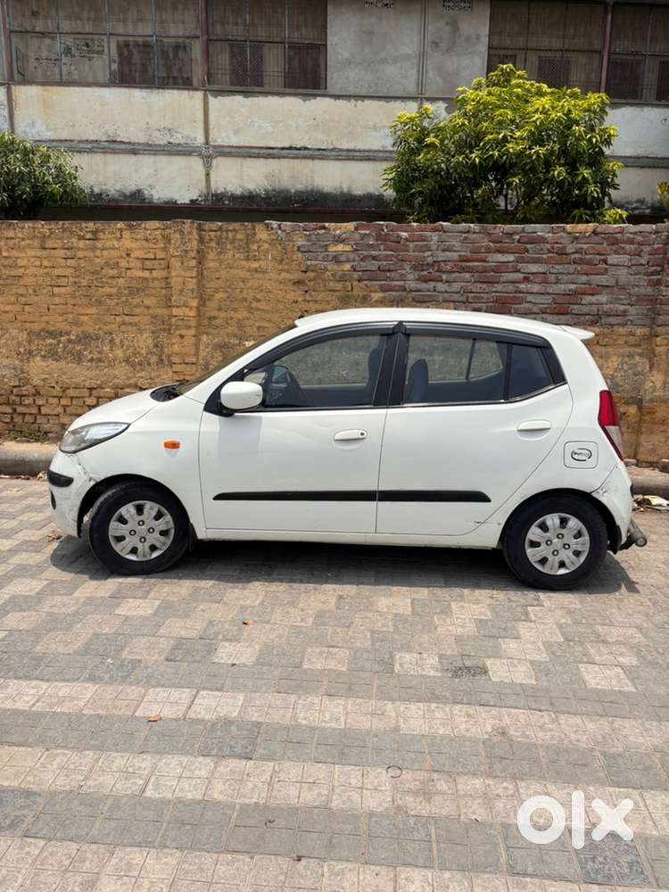 Hyundai I10 Sportz 2010