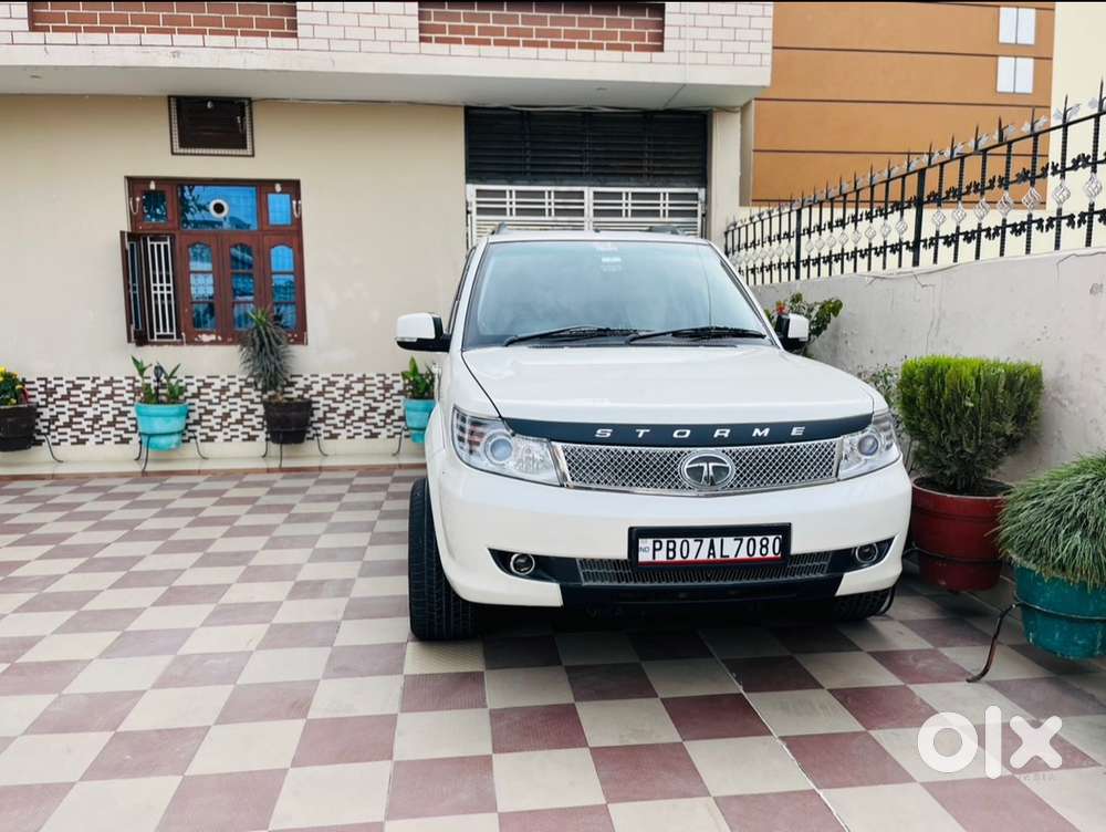 Tata Safari Storme 2014 Diesel 58000 Km Driven