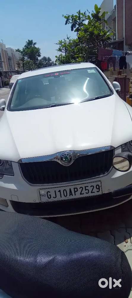 Skoda Superb 2011