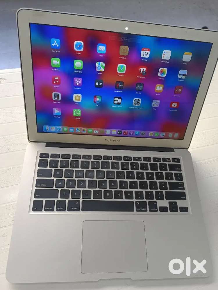 apple macbook i5  laptop air/8GB 256gb ssd/13.3 inch/ Apple air laptop