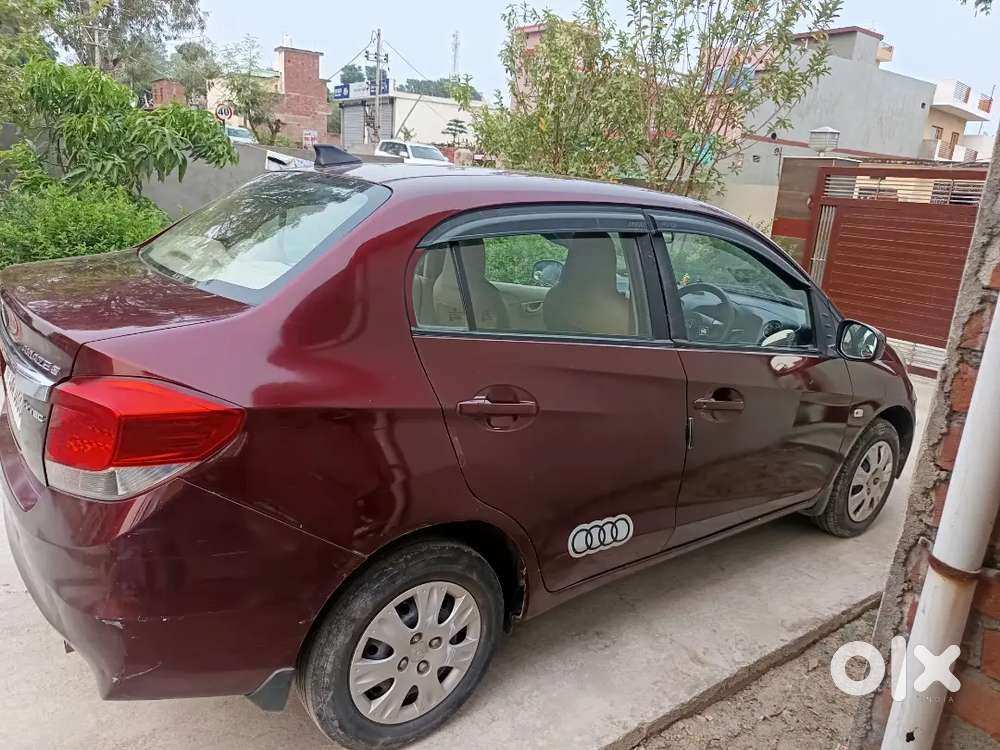 Honda Amaze Petrol Car 2014